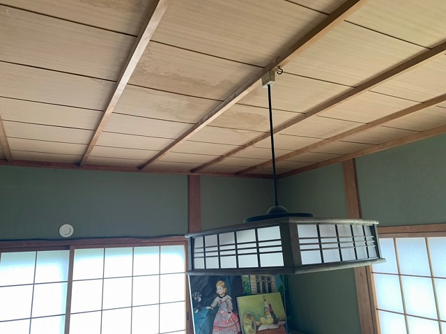 居室雨染み様子